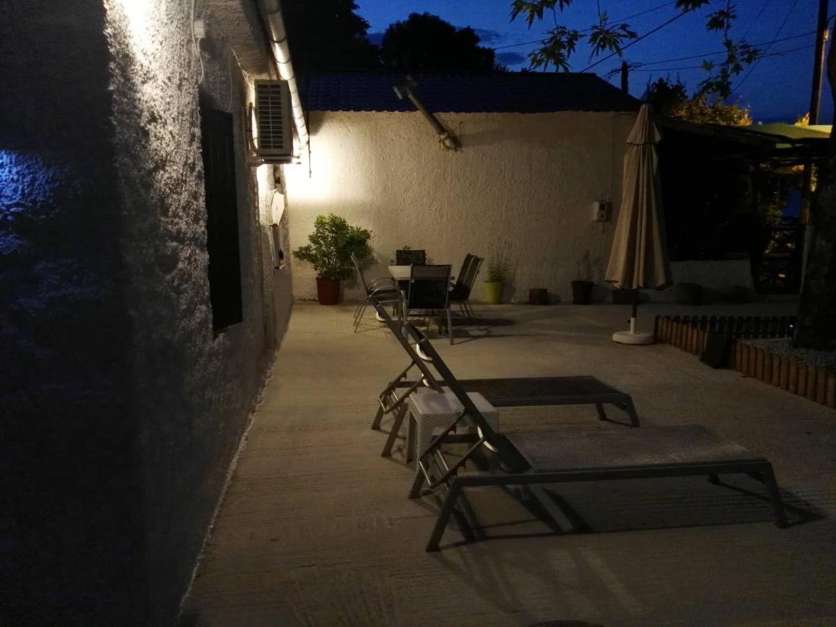 Summer House By The Sea โคเรฟตอน ภายนอก รูปภาพ