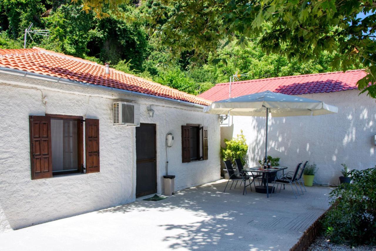 Summer House By The Sea โคเรฟตอน ภายนอก รูปภาพ